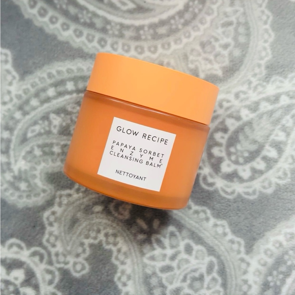 Glow Recipe Papaya Sorbet Enzyme Cleansing Balm